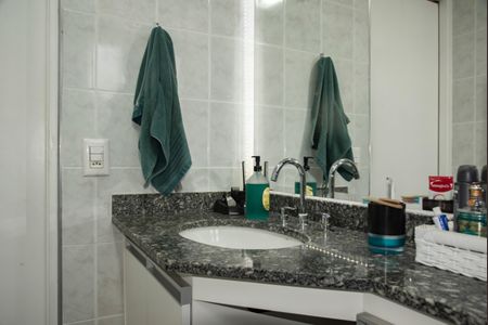 Apartamento à venda com 78m², 3 quartos e 2 vagasBanheiro da Suíte