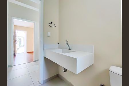 Casa à venda com 126m², 3 quartos e 1 vaga Casa à venda com 126m², 3 quartos e 1 vagaLavabo