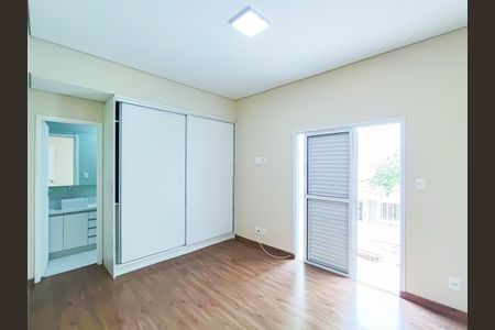 Casa à venda com 126m², 3 quartos e 1 vaga Casa à venda com 126m², 3 quartos e 1 vagaSuíte 1