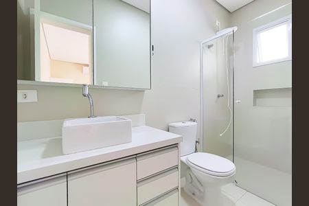 Casa à venda com 126m², 3 quartos e 1 vaga Casa à venda com 126m², 3 quartos e 1 vagaBanheiro da Suíte 1