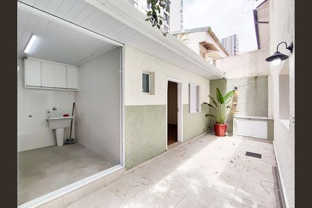 Casa à venda com 126m², 3 quartos e 1 vaga Casa à venda com 126m², 3 quartos e 1 vagaQuintal