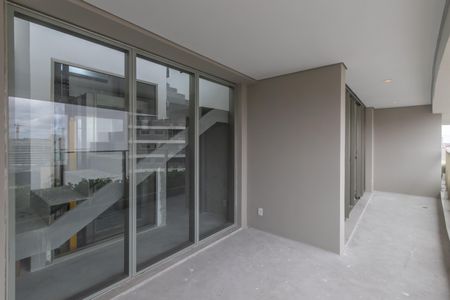 Apartamento à venda com 291m², 3 quartos e 4 vagasVaranda da Suíte 3