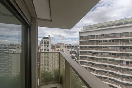 Apartamento à venda com 291m², 3 quartos e 4 vagasVaranda da Suíte 2