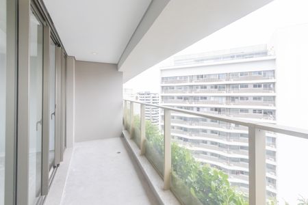 Apartamento à venda com 291m², 3 quartos e 4 vagasVaranda da Suíte 3