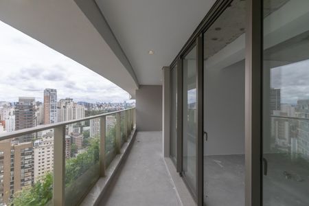 Apartamento à venda com 291m², 3 quartos e 4 vagasVaranda da Suíte 3