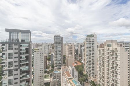 Apartamento à venda com 291m², 3 quartos e 4 vagas Suíte 1