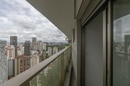 Apartamento à venda com 291m², 3 quartos e 4 vagasVaranda da Suíte 2