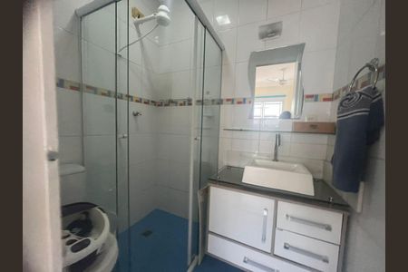 Apartamento à venda com 120m², 2 quartos e 2 vagasFoto 01