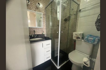 Apartamento à venda com 120m², 2 quartos e 2 vagasFoto 01