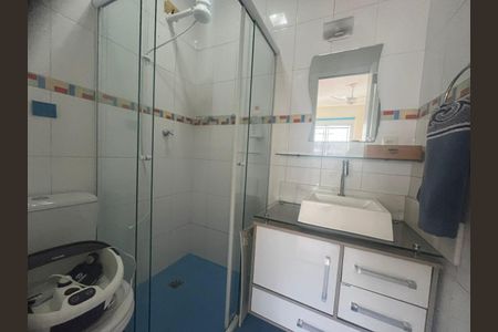 Apartamento à venda com 120m², 2 quartos e 2 vagasFoto 01