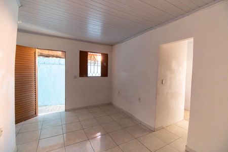 Casa para alugar com 55m², 1 quarto e sem vaga Casa para alugar com 55m², 1 quarto e sem vagaSala
