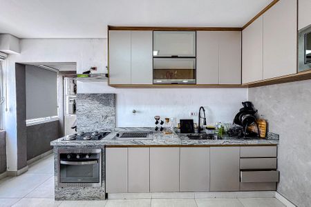 Apartamento à venda com 90m², 2 quartos e 1 vaga Apartamento à venda com 90m², 2 quartos e 1 vagaCozinha