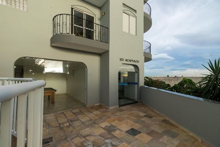 Apartamento à venda com 52m², 2 quartos e 1 vagaEntrada do bloco