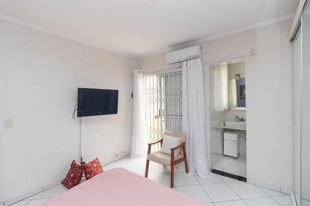 Casa à venda com 135m², 3 quartos e 2 vagasQuarto Suíte 1