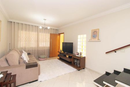 Sala de casa à venda com 3 quartos, 135m² em Jardim Modelo, São Paulo