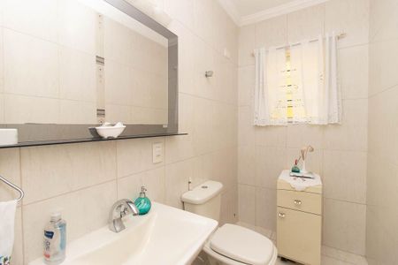 Casa à venda com 135m², 3 quartos e 2 vagasLavabo