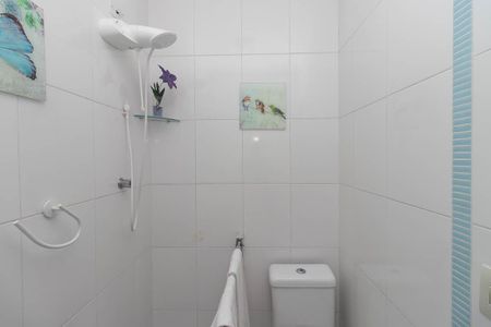 Casa à venda com 135m², 3 quartos e 2 vagasBanheiro da Suíte 1