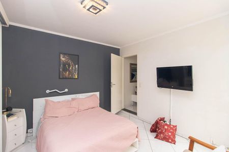 Casa à venda com 135m², 3 quartos e 2 vagasQuarto Suíte 1