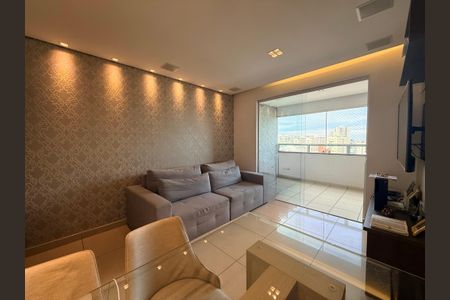 Apartamento à venda com 80m², 3 quartos e 2 vagasSala