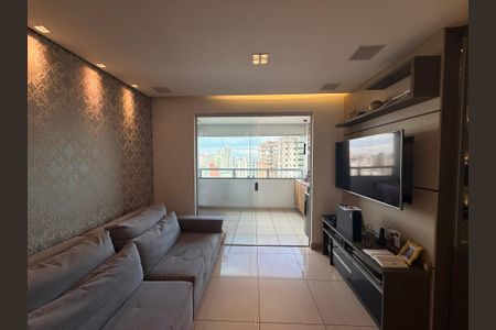 Apartamento à venda com 80m², 3 quartos e 2 vagasSala