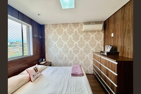 Apartamento à venda com 80m², 3 quartos e 2 vagasQuarto