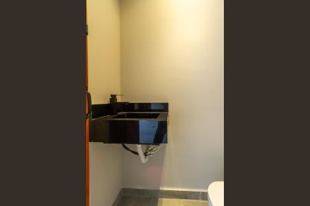 Casa para alugar com 156m², 3 quartos e 4 vagasBanheiro de serviço