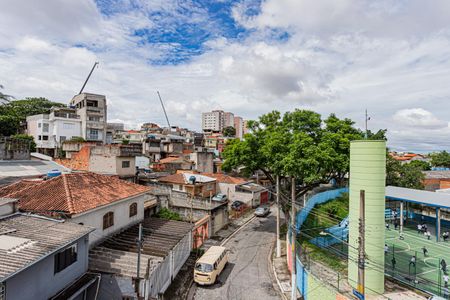 Vista Quarto 1 de casa para alugar com 2 quartos, 35m² em Jardim Maristela, São Paulo