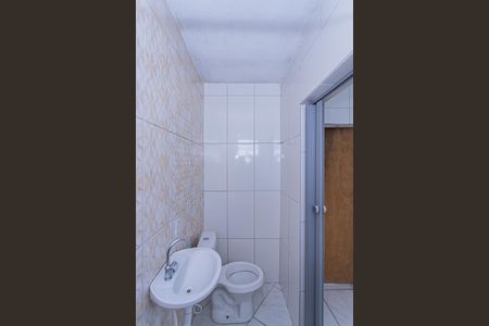 Casa para alugar com 35m², 2 quartos e sem vagaBanheiro