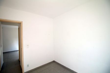 Quarto 2 de apartamento para alugar com 2 quartos, 55m² em Colégio, Rio de Janeiro
