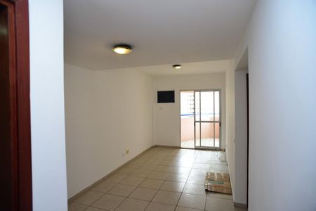 Sala de apartamento para alugar com 1 quarto, 65m² em Barra da Tijuca, Rio de Janeiro