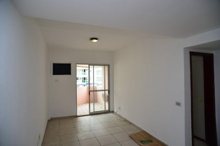 Sala de apartamento para alugar com 1 quarto, 65m² em Barra da Tijuca, Rio de Janeiro