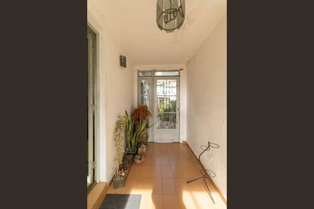 Casa à venda com 115m², 5 quartos e 1 vagaCorredor