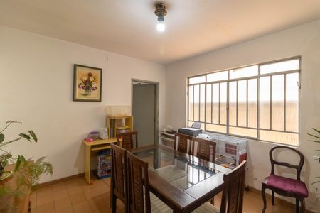 Casa à venda com 115m², 5 quartos e 1 vagaSala de Jantar 