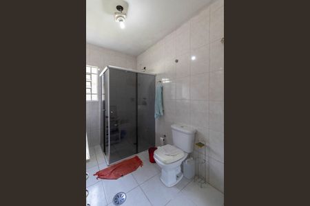 Casa à venda com 115m², 5 quartos e 1 vagaBanheiro