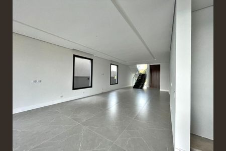 Casa à venda com 4 quartos, 350m² em Parque Sinai, Santana de Parnaíba