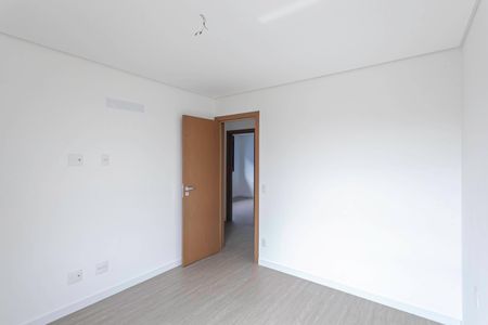 Apartamento à venda com 158m², 4 quartos e 4 vagas Apartamento à venda com 158m², 4 quartos e 4 vagasSemi suíte 1