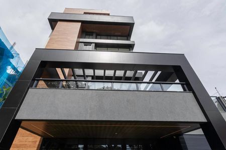 Apartamento à venda com 158m², 4 quartos e 4 vagas Apartamento à venda com 158m², 4 quartos e 4 vagasFachada