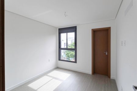 Apartamento à venda com 158m², 4 quartos e 4 vagas Apartamento à venda com 158m², 4 quartos e 4 vagasSemi suíte 1