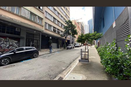 Apartamento à venda com 59m², 1 quarto e sem vagaRua