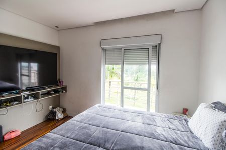 Casa de condomínio à venda com 320m², 4 quartos e 4 vagas Casa de condomínio à venda com 320m², 4 quartos e 4 vagasSuíte 4