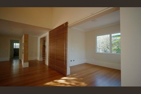 Casa à venda com 4 quartos, 400m² em Alphaville Conde II, Barueri