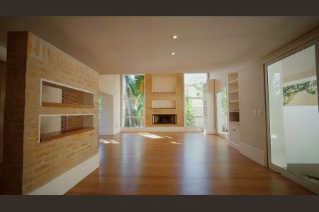 Casa à venda com 4 quartos, 400m² em Alphaville Conde II, Barueri