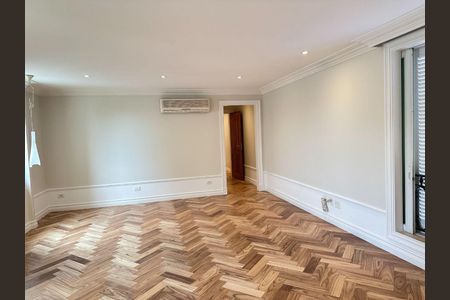 Casa à venda com 7 quartos, 696m² em Alphaville Residencial Um, Barueri