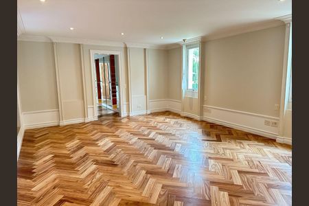 Casa à venda com 7 quartos, 696m² em Alphaville Residencial Um, Barueri