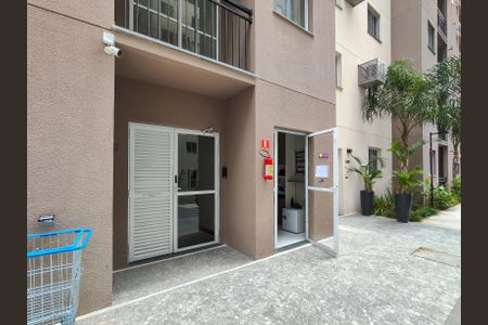 Apartamento para alugar com 50m², 2 quartos e 1 vagaFachada e portaria