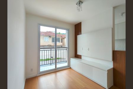 Sala de apartamento para alugar com 2 quartos, 50m² em São Francisco Xavier, Rio de Janeiro