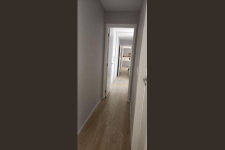 Apartamento à venda com 55m², 2 quartos e 1 vagaCorredor