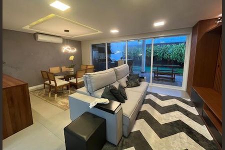 Casa à venda com 3 quartos, 180m² em Residencial Tambore III, Santana de Parnaíba