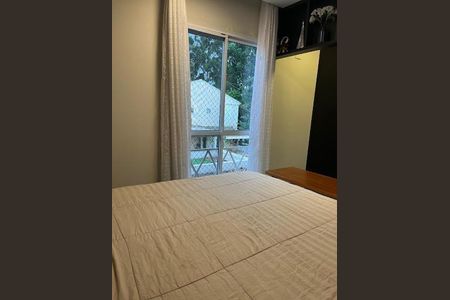 Casa à venda com 3 quartos, 180m² em Residencial Tambore III, Santana de Parnaíba