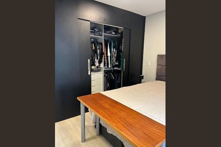 Casa à venda com 3 quartos, 180m² em Residencial Tambore III, Santana de Parnaíba